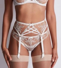 Aubade Porte Jarretelles Trésor Infini White Wind 8 Aubade Porte Jarretelles Trésor Infini White Wind -Calida Soldes porte jarretelles tresor infini white wind 2