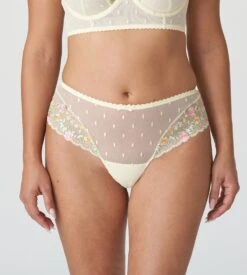 PRIMA DONNA Shorty String Brodé Sedaine French Vanilla -Calida Soldes shorty string brode sedaine french vanilla 5