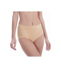 Wacoal Slip Remonte Fesses Beyond Naked PEAU