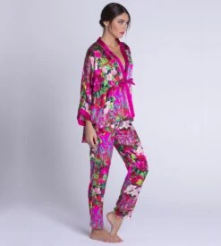Veste Kimono En Satin Envolee De Fleurs Fuchsia -Calida Soldes veste kimono en satin envolee de fleurs fuchsia 3